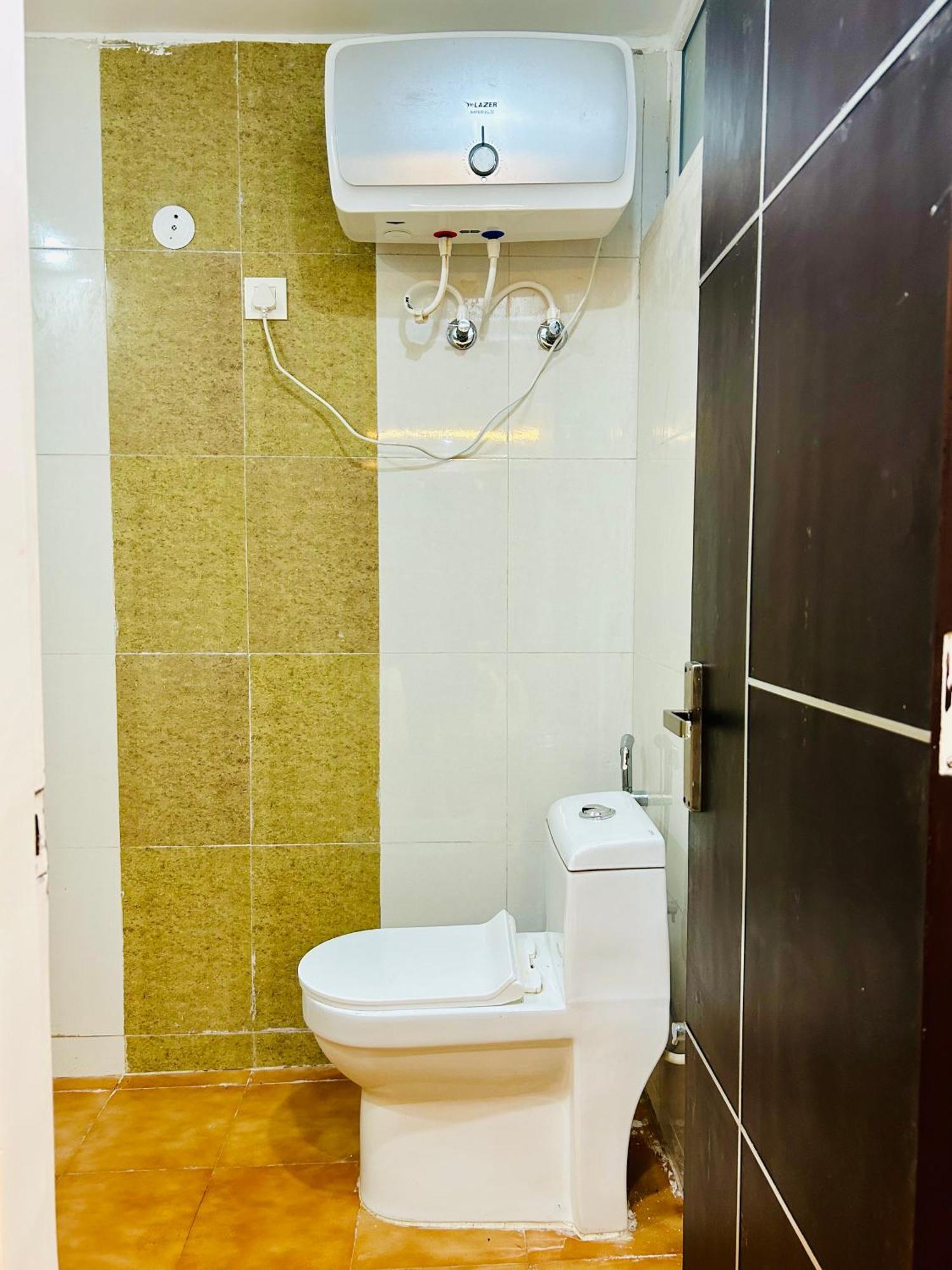 Bob Adventures Hotel Dehradun Bagian luar foto