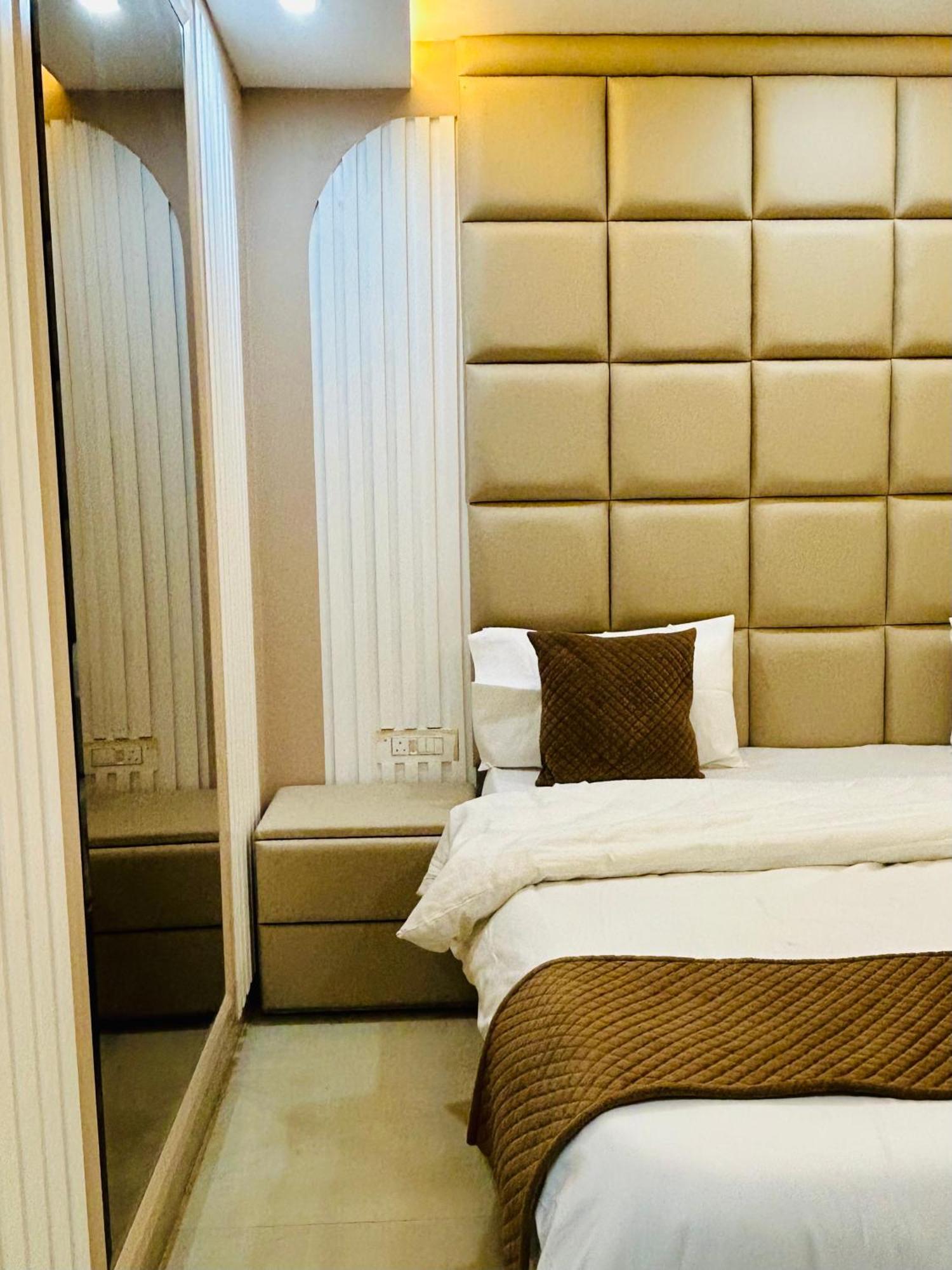 Bob Adventures Hotel Dehradun Bagian luar foto